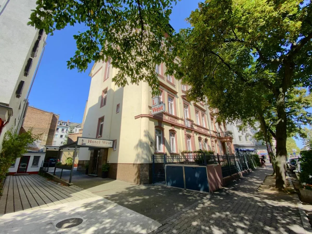 Hotel West an der Bockenheimer Warte Frankfurt am Main 3*,