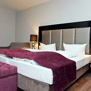 3* Hotel Arena Am Wasserpark