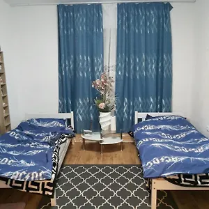  Apartment 1 Zimmerwohnung Mit Kueche, Balkon Und Badezimmer In Apartmen Deutschland